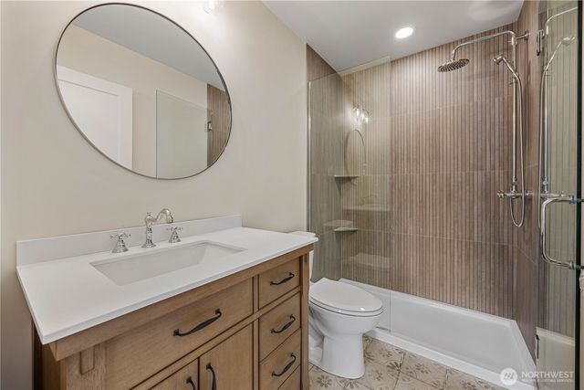 417 N Columbia Street, Chelan, WA 98816