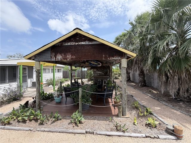 113 Riviera Dr, Corpus Christi, TX 78418