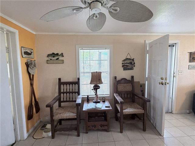113 Riviera Dr, Corpus Christi, TX 78418