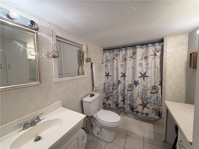 113 Riviera Dr, Corpus Christi, TX 78418