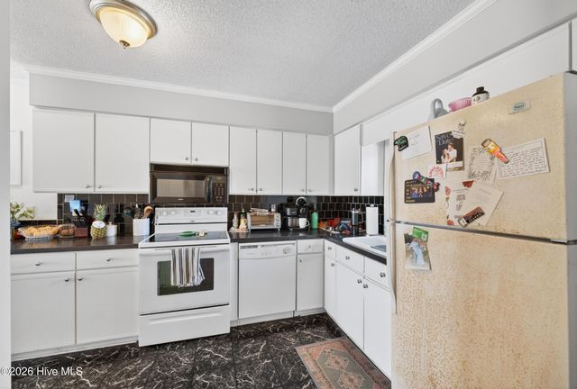 12 Harbor Bay Place, Elizabeth City, NC 27909