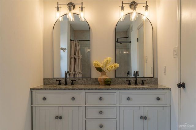 805 Durango Street, Mission, TX 78572