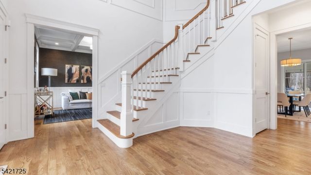 7 Woodcrest Rd, Florham Park Boro, NJ 07932