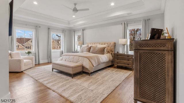 7 Woodcrest Rd, Florham Park Boro, NJ 07932