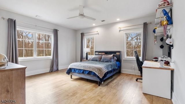 7 Woodcrest Rd, Florham Park Boro, NJ 07932