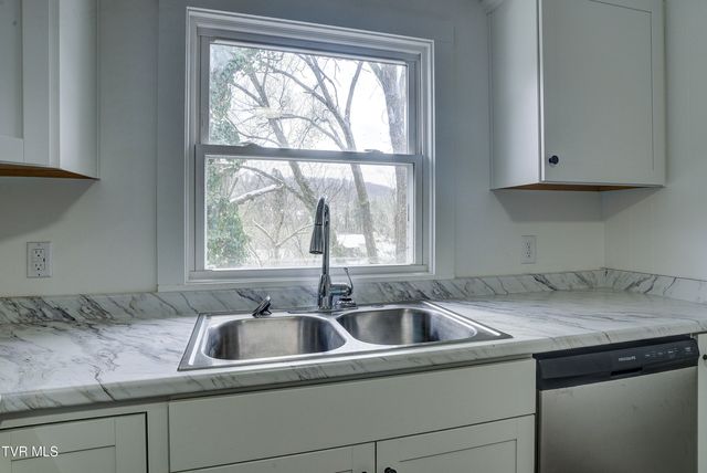 2969 Ashley Street, Kingsport, TN 37664