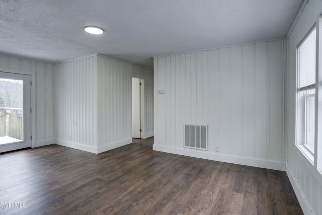 2969 Ashley Street, Kingsport, TN 37664