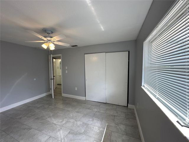 473 93RD AVENUE N, St Petersburg, FL 33702