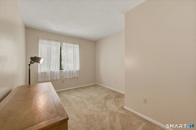 330 Conestoga Way 330, Glastonbury, CT 06033