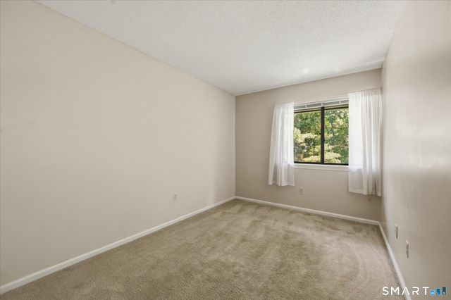 330 Conestoga Way 330, Glastonbury, CT 06033