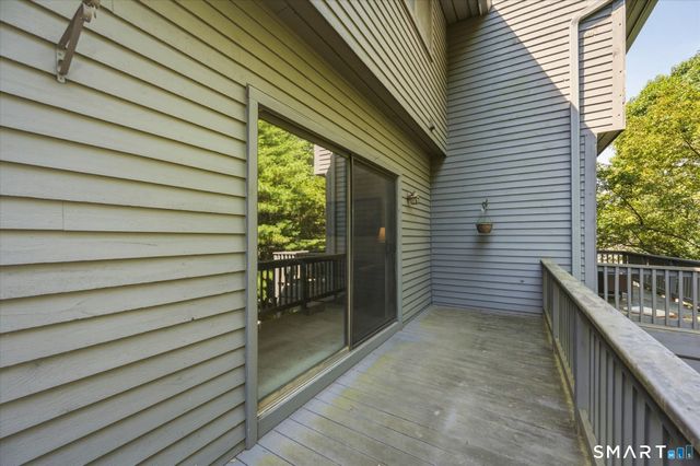 330 Conestoga Way 330, Glastonbury, CT 06033