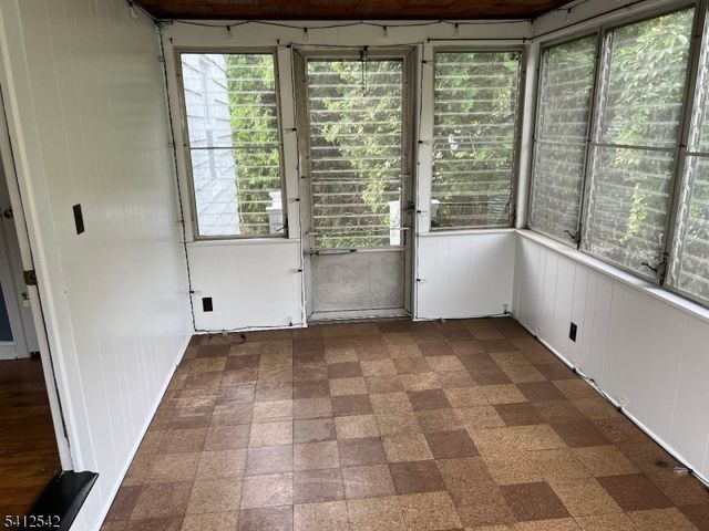 353 Harvey Ave, North Plainfield Boro, NJ 07063