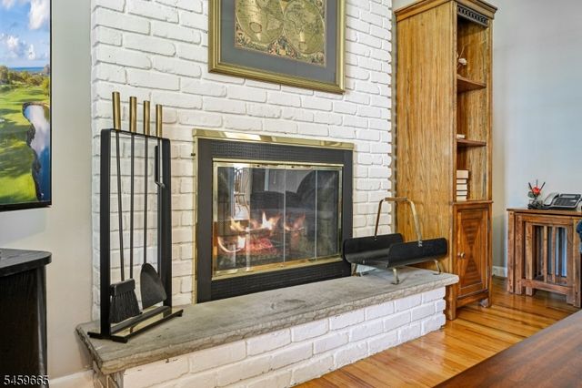 25 MANCHESTER DRIVE, Westfield Town, NJ 07090