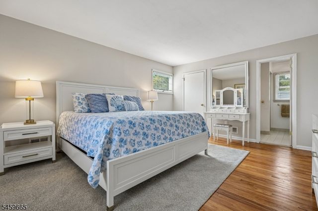25 MANCHESTER DRIVE, Westfield Town, NJ 07090