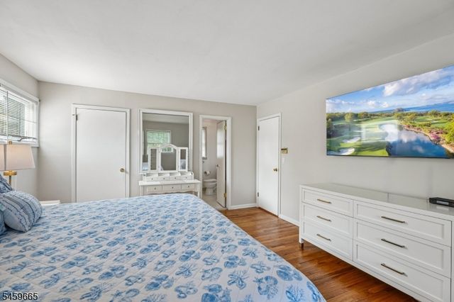 25 MANCHESTER DRIVE, Westfield Town, NJ 07090