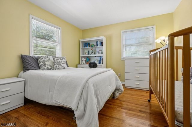 25 MANCHESTER DRIVE, Westfield Town, NJ 07090