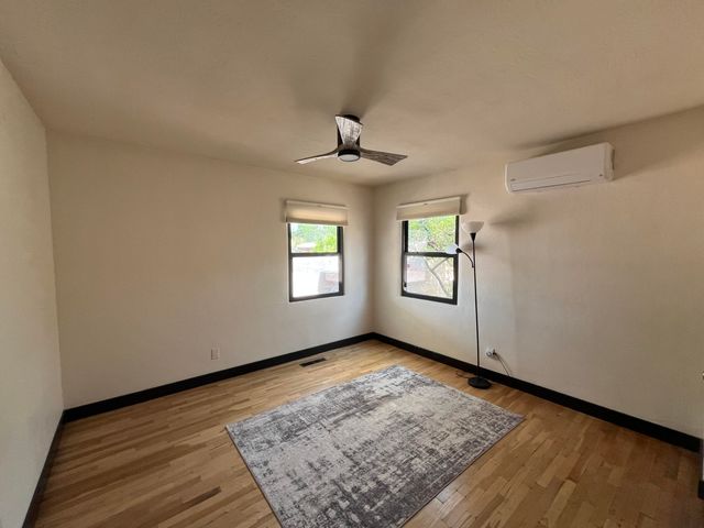 315 Manzano Street NE, Albuquerque, NM 87108
