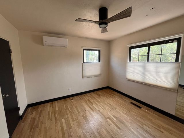 315 Manzano Street NE, Albuquerque, NM 87108