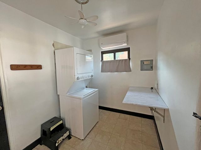 315 Manzano Street NE, Albuquerque, NM 87108