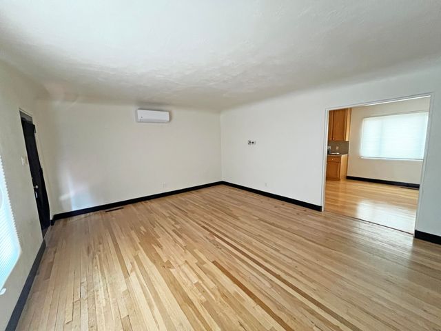 315 Manzano Street NE, Albuquerque, NM 87108