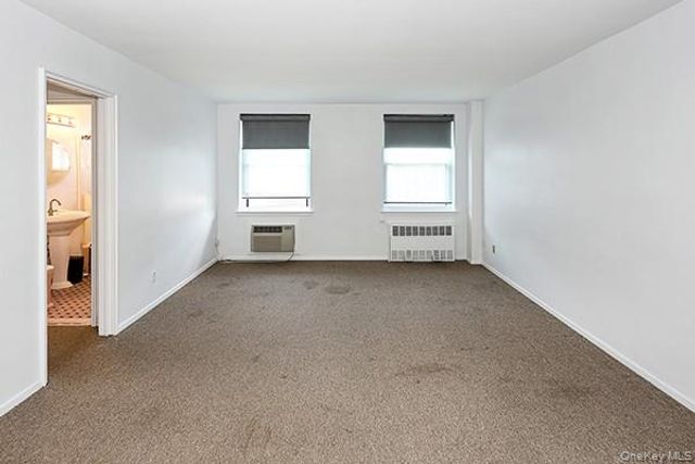 120 Horton Highway c2, Mineola, NY 11501