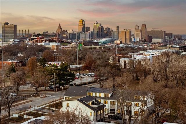 1225 E 29th Street, Kansas City, MO 64109