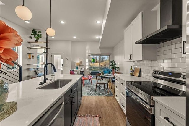 1225 E 29th Street, Kansas City, MO 64109