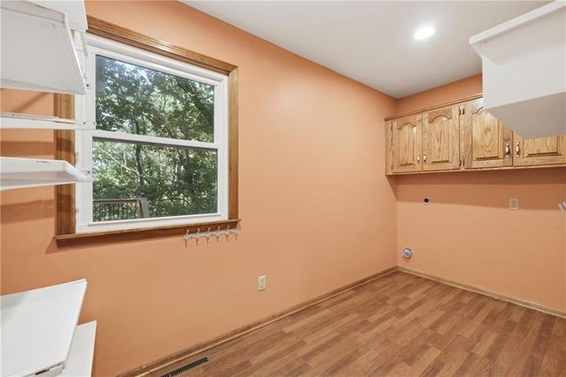 13414 W 56th Terrace, Shawnee, KS 66216
