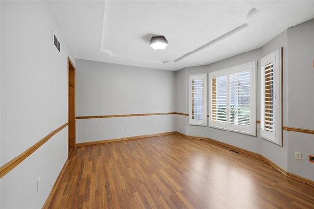 13414 W 56th Terrace, Shawnee, KS 66216