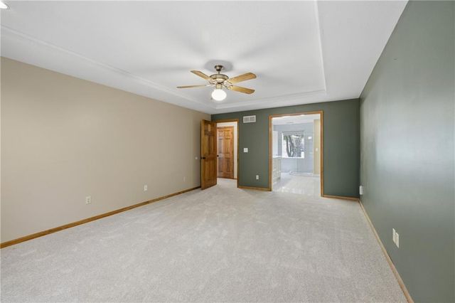 13414 W 56th Terrace, Shawnee, KS 66216