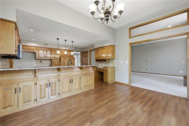 13414 W 56th Terrace, Shawnee, KS 66216