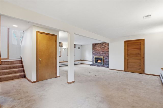 6 Childs Circle, Framingham, MA 01701