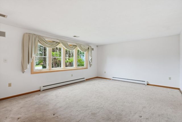 6 Childs Circle, Framingham, MA 01701