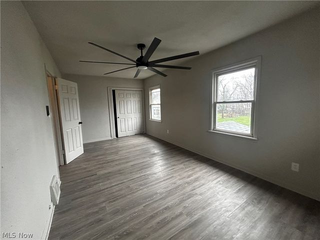 12609 Dove Avenue, Cleveland, OH 44105