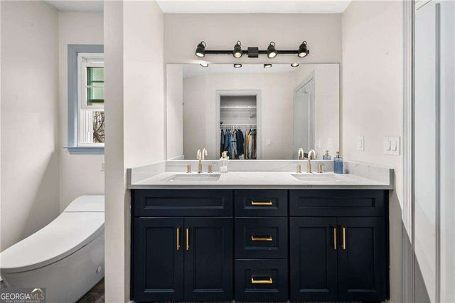 3075 Heather Stone Way, Lawrenceville, GA 30043