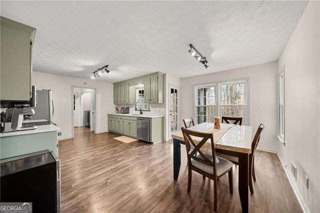 3075 Heather Stone Way, Lawrenceville, GA 30043