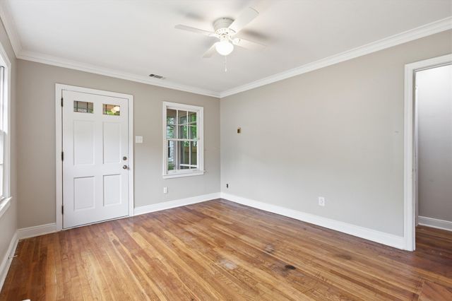 3674 DUNN AVE, Memphis, TN 38111