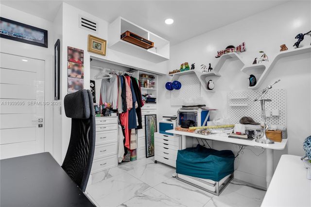 18801 SW 25th Ct, Miramar, FL 33029