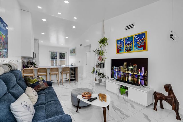 18801 SW 25th Ct, Miramar, FL 33029