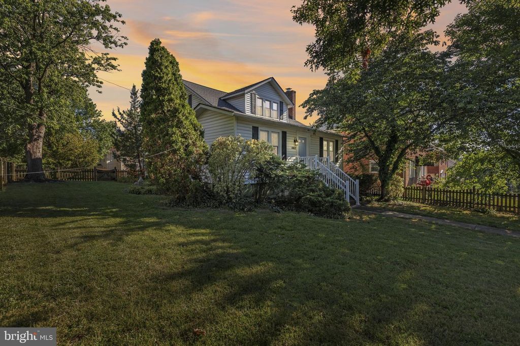 4413 MAPLE AVE, Baltimore, MD 21227