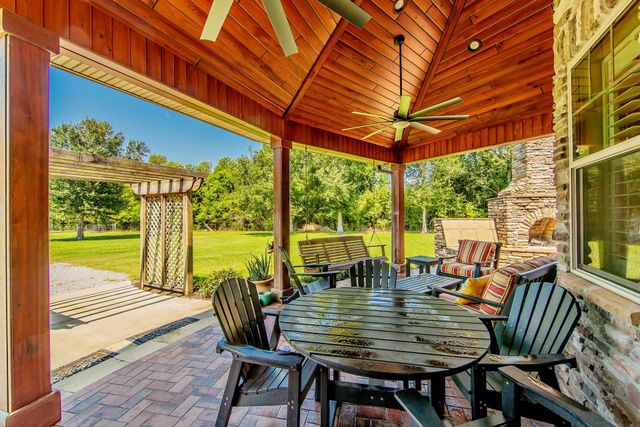 13134 La Hwy 3235, Larose, LA 70373