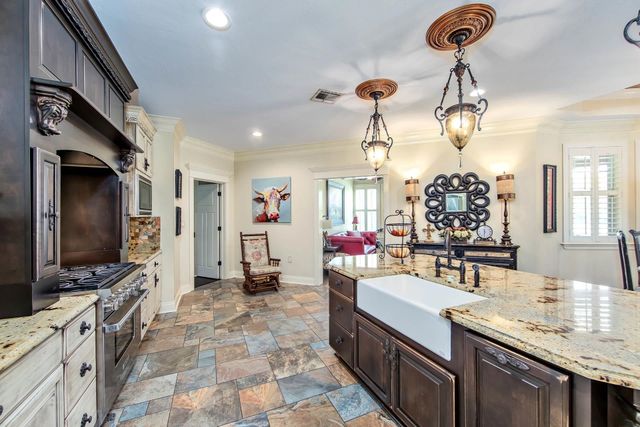 13134 La Hwy 3235, Larose, LA 70373