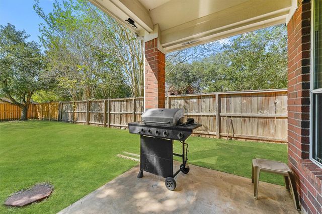 7302 Maple Run Drive, Sugar Land, TX 77479