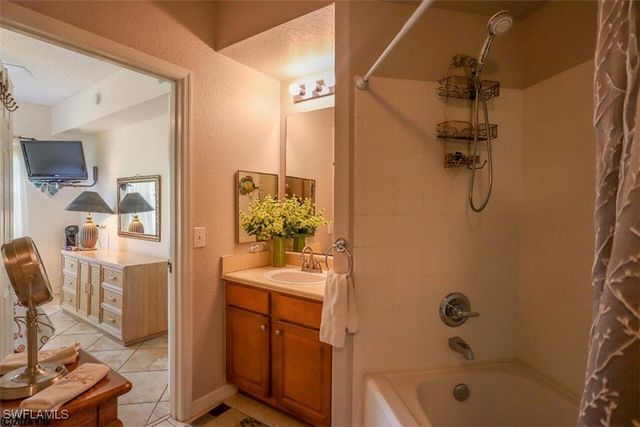 15585 Ocean Walk CIR 109, Fort Myers, FL 33908