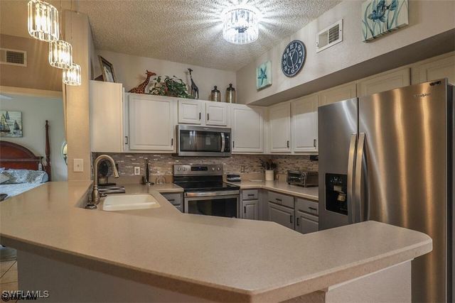 15585 Ocean Walk CIR 109, Fort Myers, FL 33908