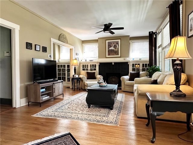 1210 Pemberton St, Brighton Heights, PA 15212