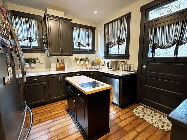 1210 Pemberton St, Brighton Heights, PA 15212