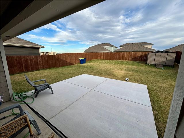 6413 Shoreline Lane, Princeton, TX 75407