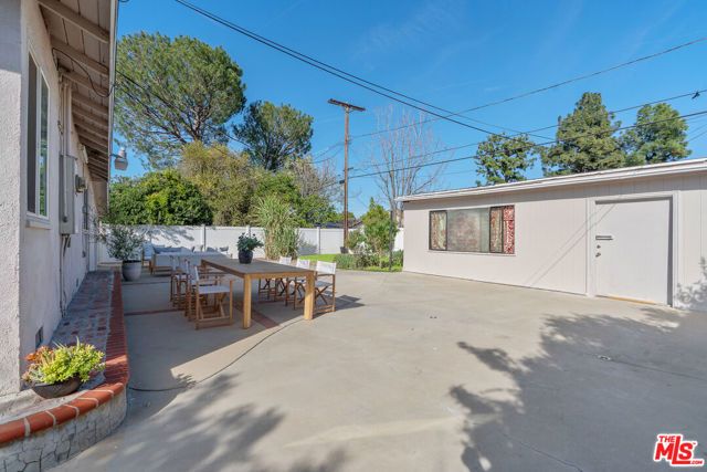 7500 Lubao Avenue, Winnetka (los Angeles), CA 91306