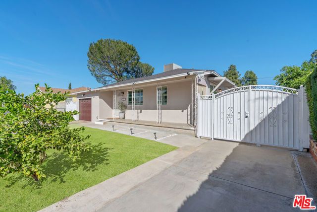 7500 Lubao Avenue, Winnetka (los Angeles), CA 91306